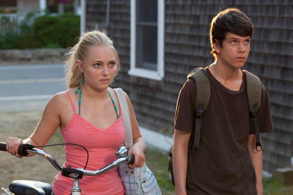 Susanna (AnnaSophia Robb) and Duncan (Liam James), "The Way Way Back." (Fox Searchlight Pictures)