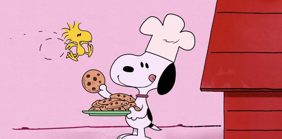 Woodstock and Snoopy enjoy cookies, in “Snoopy Presents: There's No Place Like Home, Snoopy.” (MGM)