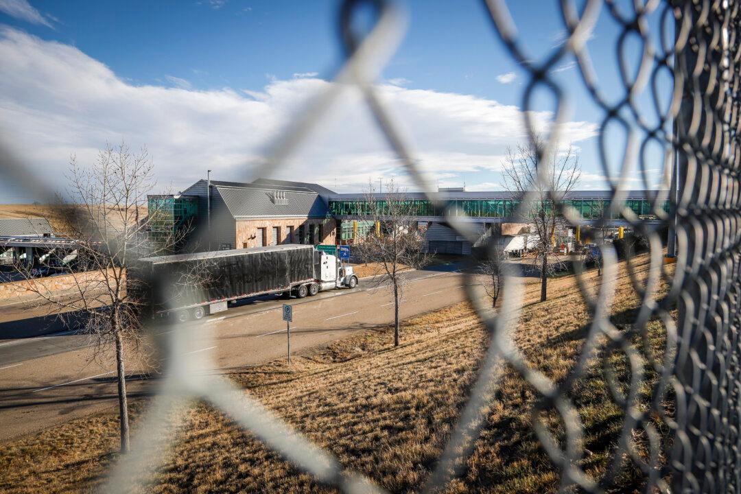 Alberta Forces Shutdown of Trucking Firm Tied to Fatal Manitoba Collision