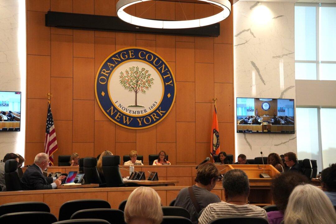 Orange County Calls for Halt to Potential Newburgh ICE Facility
