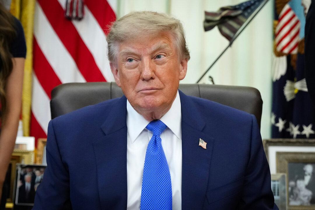 LIVE NOW: President Trump Greets Lifeguard Ryder Williams