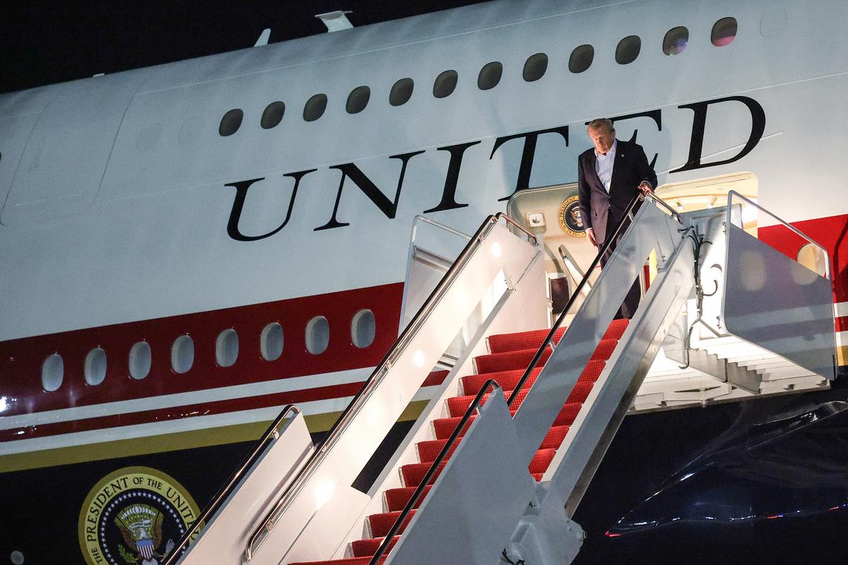 Trump Says Secret Service Had Him to Switch Planes in Turkey Over Threat