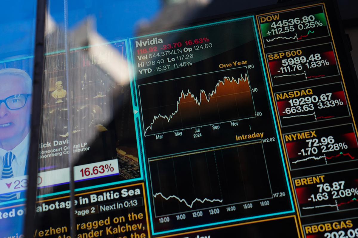 When Some AI & Semiconductor Stocks Drop 50%: How Super-Conservative Investors Survive the Storm