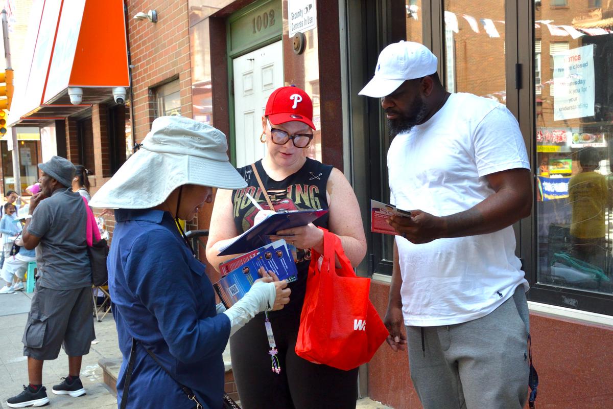 Trish Lockett (C), a Delaware special education advocate, in Philadelphia on Aug. 15, 2026. (Frank Liang/The Epoch Times)