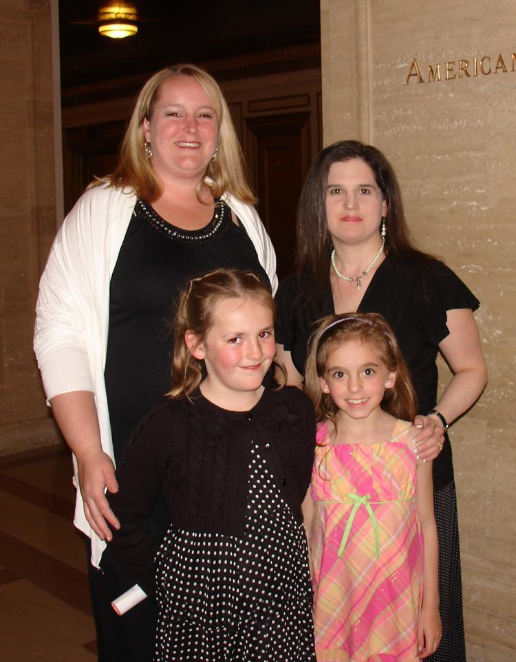 <a><img src="https://www.theepochtimes.com/assets/uploads/2015/09/BardelebenBardeleben." alt="Tricia Weithofer (l) and Heather Bardeleben (r), with children. (Epoch Times Staff)" title="Tricia Weithofer (l) and Heather Bardeleben (r), with children. (Epoch Times Staff)" width="320" class="size-medium wp-image-1821246"/></a>