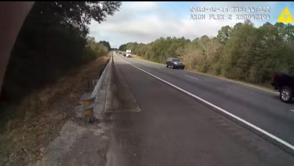 The roadside where the two dogs kept the small children away from the cars on the highway, on Feb. 16, 2019. (Okaloosa Sheriff)