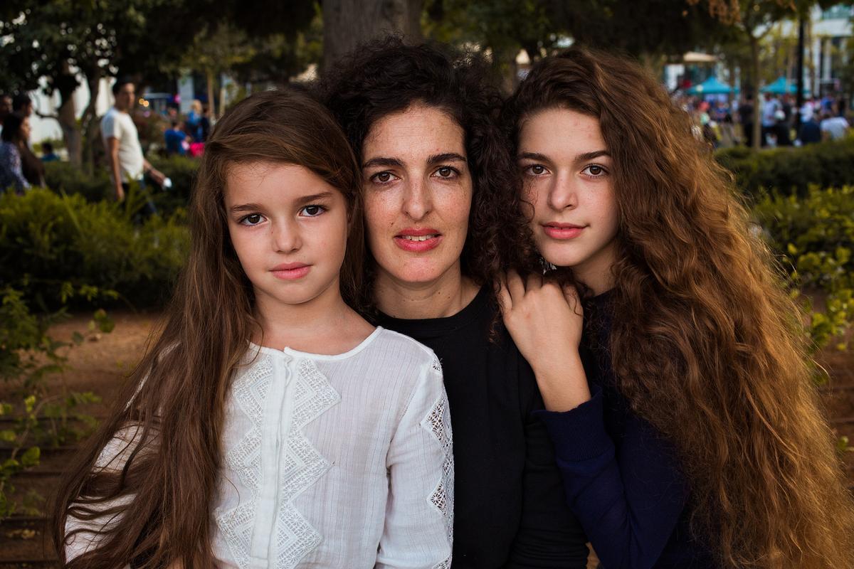 TEL AVIV, ISRAEL, "Mother and her daughters" (Courtesy of <a href="https://theatlasofbeauty.com/">Mihaela Noroc</a>)