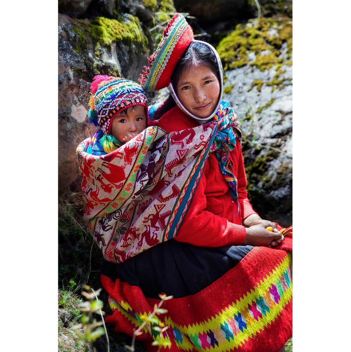 ANDES MOUNTAINS, PERU, "Juliana and her son Alex" (Courtesy of <a href="https://theatlasofbeauty.com/">Mihaela Noroc</a>)