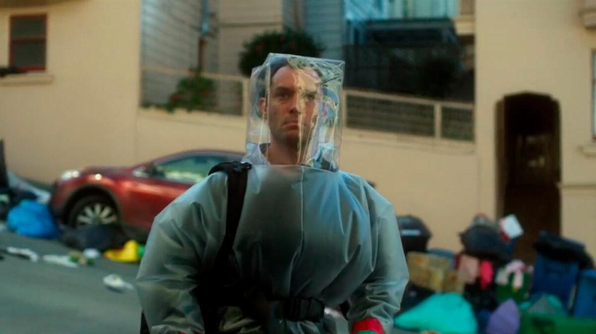 Jude Law plays a journalist-blogger in 2011's "Contagion." (Warner Bros.)