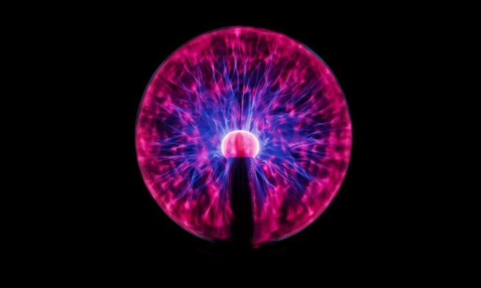 SCIENCE IN PICS: The Mysterious Plasma Globe