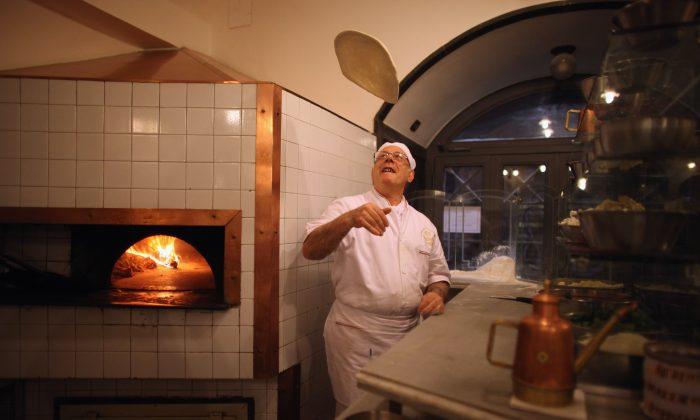 Italy Pizza-Maker Shortage: 6,000 Needed to Knead Dough