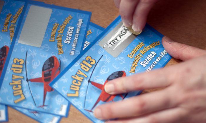 Illinois Man Finds Winning Lottery Ticket in Cookie Jar
