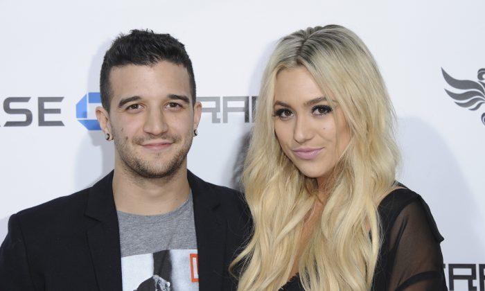 Mark Ballas Sidelined: Singer Hurt But Still Dances on ‘Dancing with the Stars’