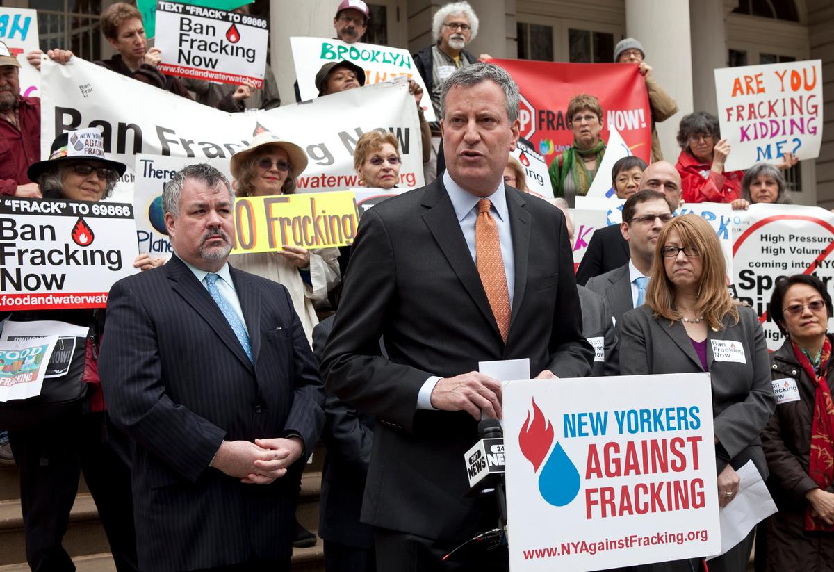 Bill de Blasio Joins Fracking Opposition