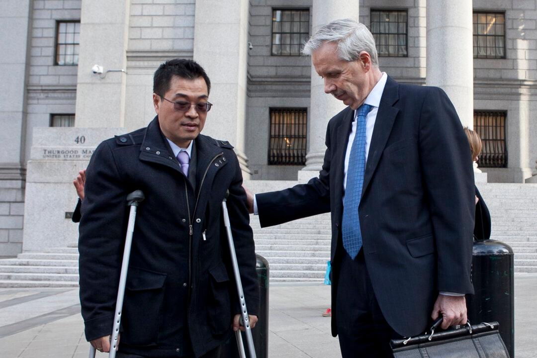 FBI Video Shows John Liu’s Fundraiser Arranging Fake Donors