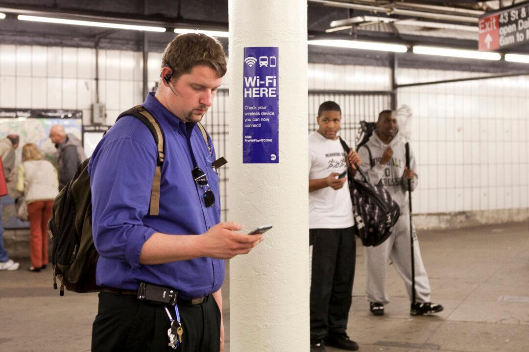 NYC Subway System Wired Up for Smartphones