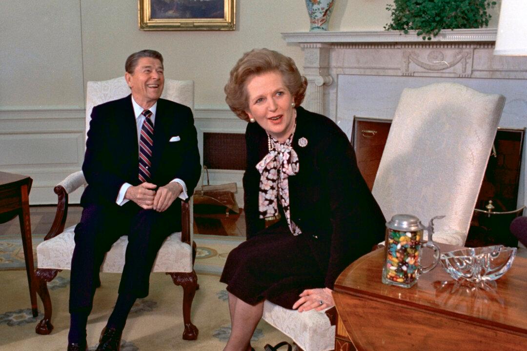 1986 Cabinet Office Files: Why Thatcher Government Tried to Block Former Spy’s Memoir