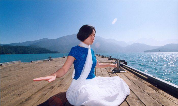 Meditation Calms, Even If You’re Not Mindful
