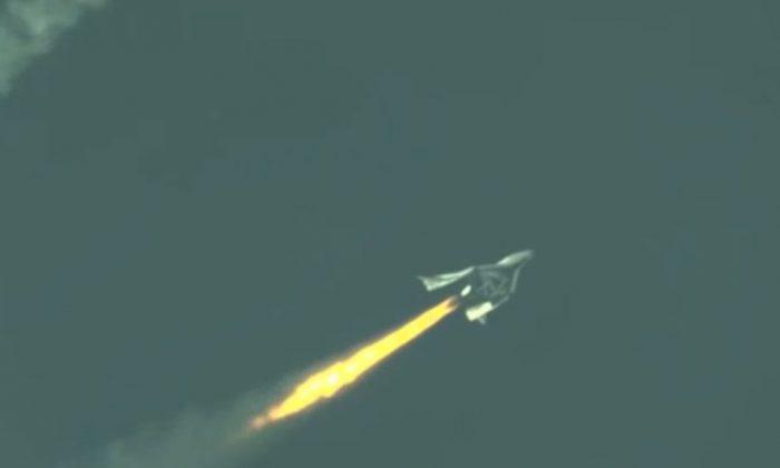 Virgin Galactic SpaceShipTwo Makes First Rocket-Powered Flight (+Video)