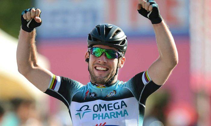 Cavendish Wins Giro d’Italia Stage Six for Wouter Weylandt