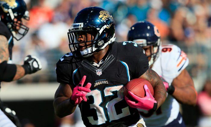 Maurice Jones-Drew Charged With Battery for Knocking Out Security Guard
