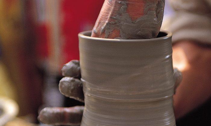 Clay Vases as Sound Recorders?
