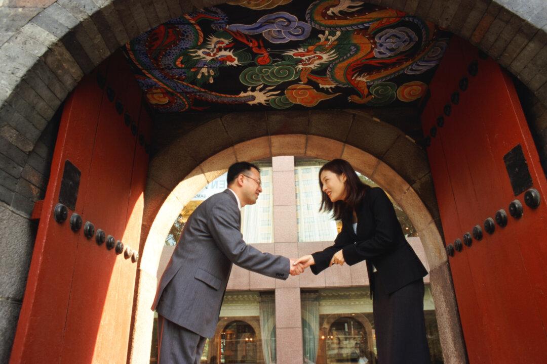 Chinese Idiom: Propriety Suggests Reciprocity (禮尚往來)