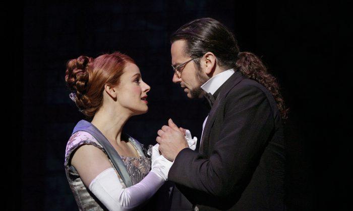 Theater Review: ‘Jekyll & Hyde’