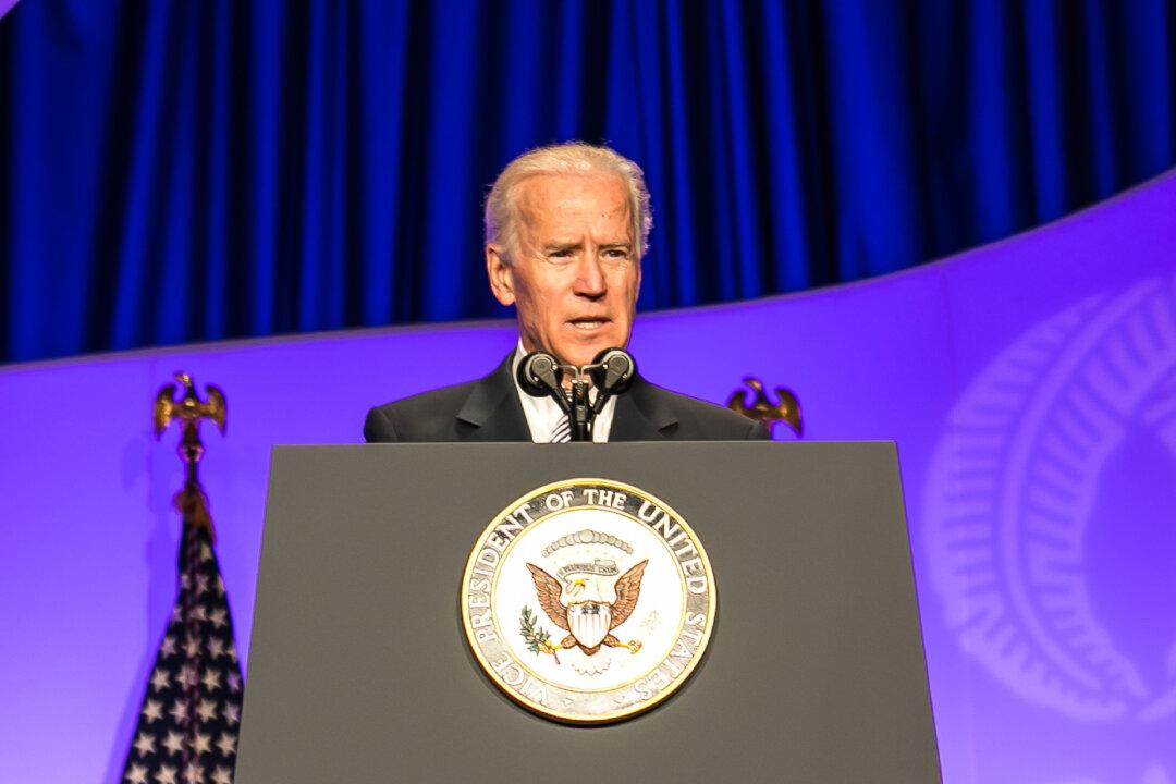 As the Senate Debates, Hopes Rise on Immigration Bill