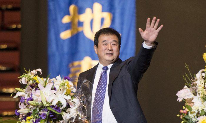 Mainland Chinese Send Falun Gong Founder Greetings and Gratitude for 2023
