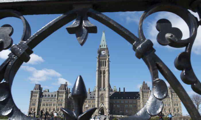 Canadian Senators Expense Scandal Claims PM’s Chief of Staff