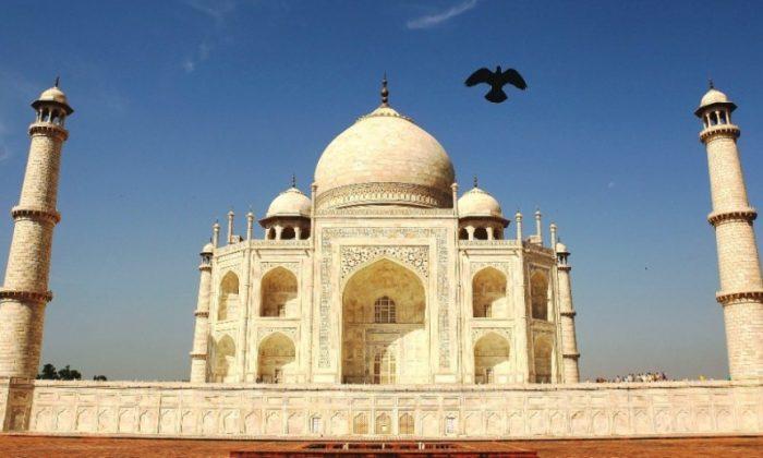 Photo Tour to Historical Monuments of India