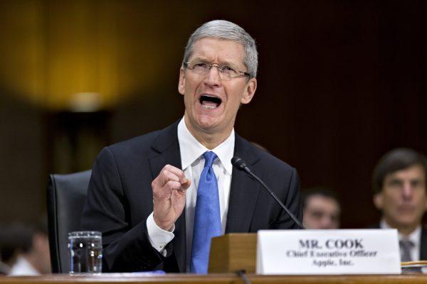 Apple CEO Tim Cook testifies on Capitol Hill in Washington, on May 21, 2013. (AP Photo/J. Scott Applewhite)