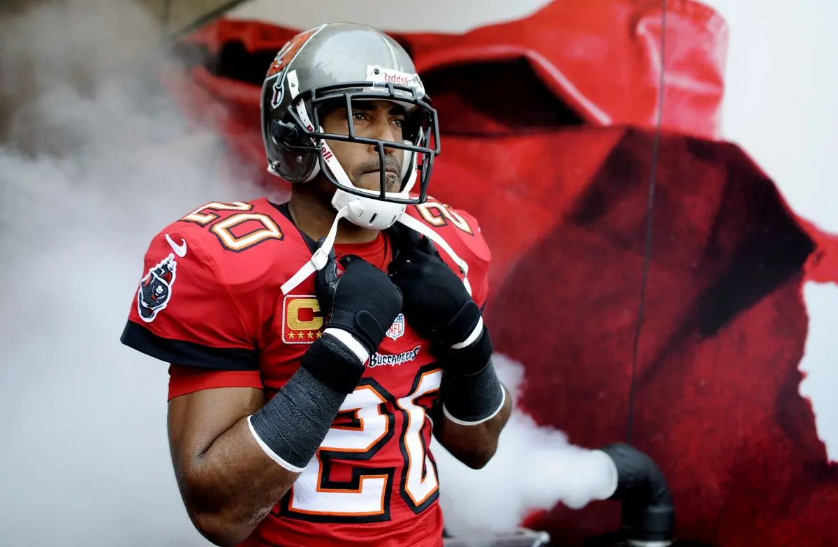 Tampa Bay Buccaneers free safety Ronde Barber waits in the tunnel before an NFL football game in Tampa, Fla., on Dec. 23, 2012. (Brian Blanco/AP Photo)