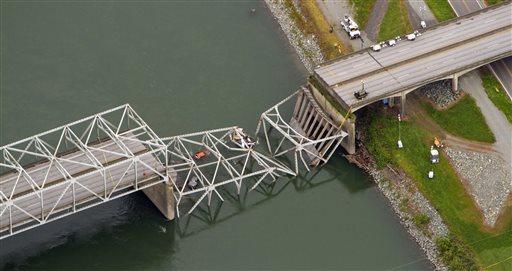 Raw Video: Washington State Bridge Collapse