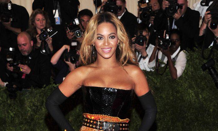 Beyonce Attacked by ‘Fan’ at Montreal Concert