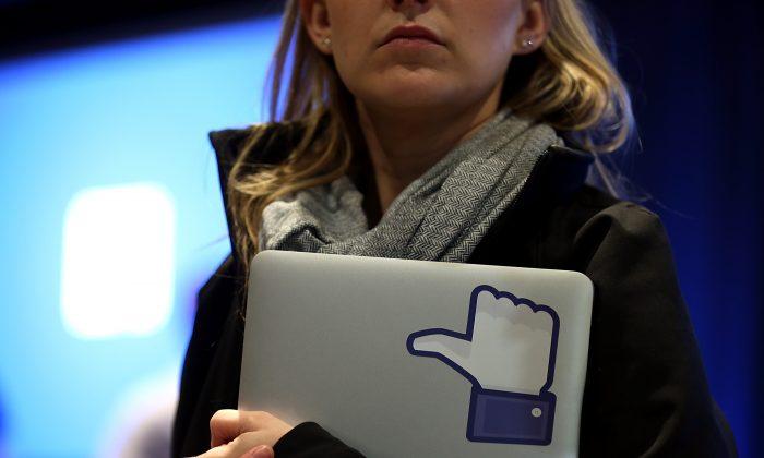 Why Facebook Is Helping You Chat at Work (and Why Your Boss Should Encourage It)