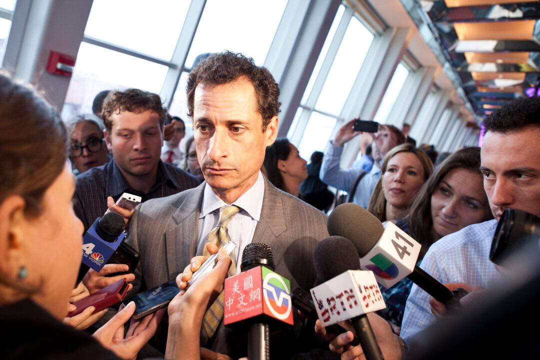 Weiner: Undocumented Workers Should Have Health Care