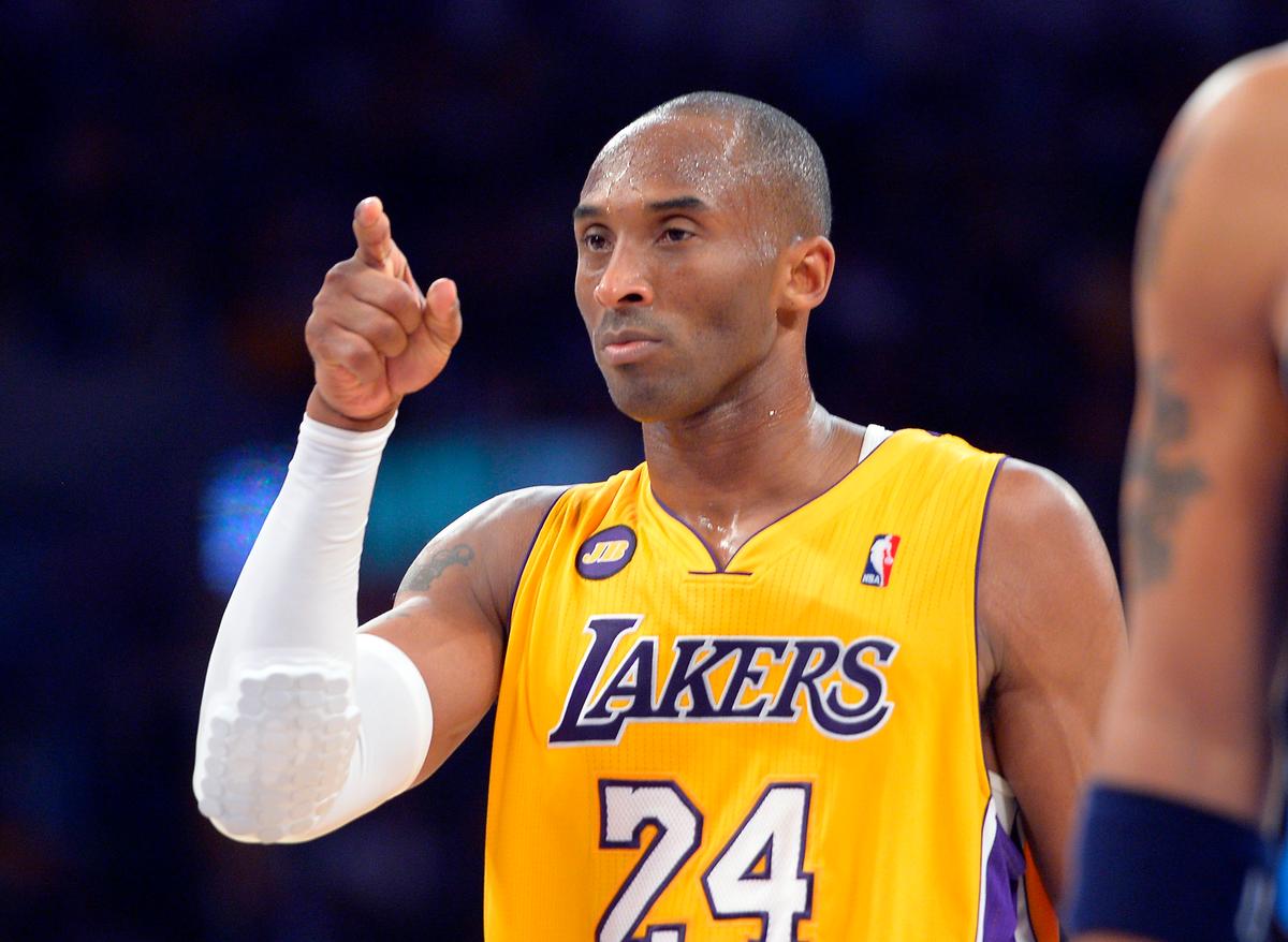 Michael Jordan Kobe Bryant Video: New Comparison Video Shows Identical Plays