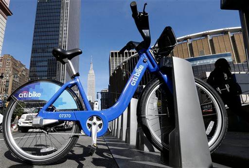 Pedal a Citi Bike to Power the New Year’s Eve Ball Drop in NYC (and Get a Free Day Pass Too!)