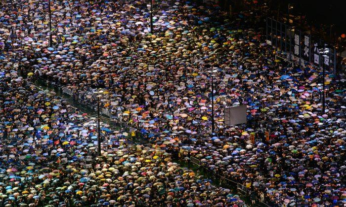 150,000 Gather in Hong Kong to Commemorate June 4 Victims