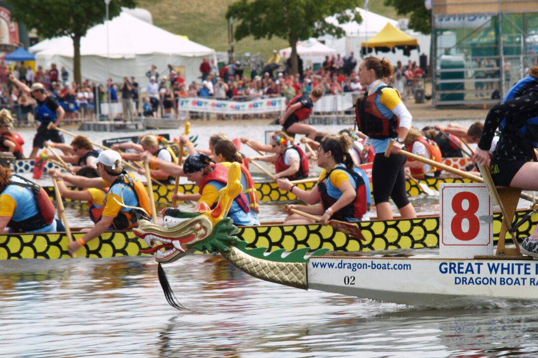 Ottawa Dragon Boat Festival Puts the FUN in Fundraising