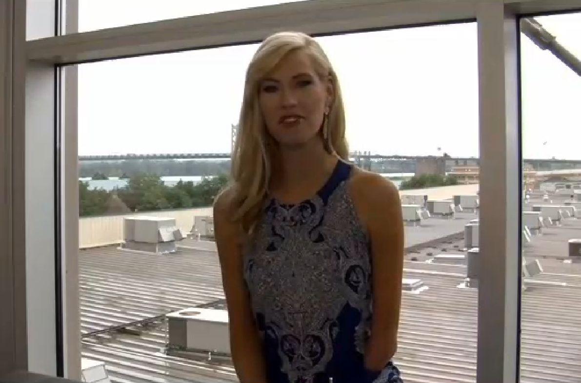 Miss Iowa Winner Missing Left Forearm; Will Compete in Miss America