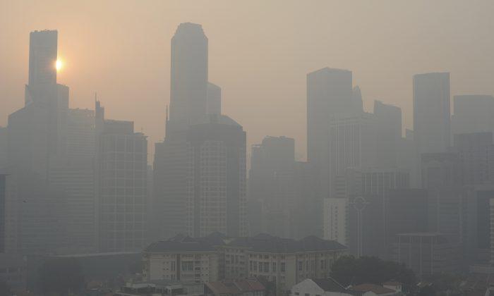 Singapore Haze: ‘Worst Haze That Singapore Has Ever Faced’ (Photos)