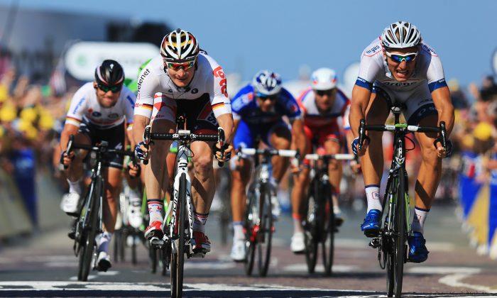 Kittel Wins Sprint in Tour de France Stage Ten
