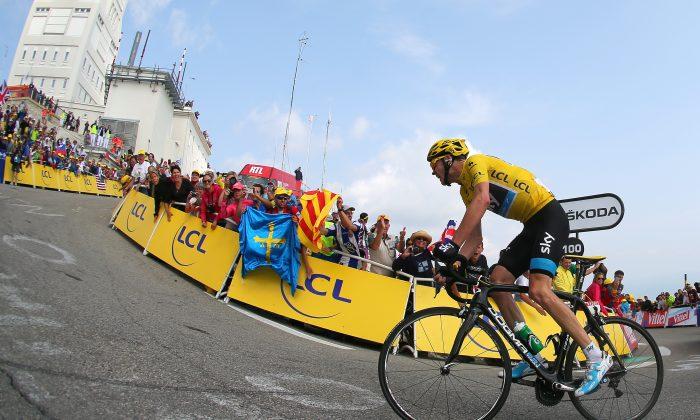 Chris Froome Best of the Race on Mount Ventoux, Wins Tour de France Stage 15