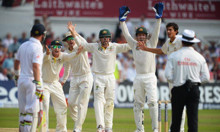 England Frugal, Australia Wasteful With DRS