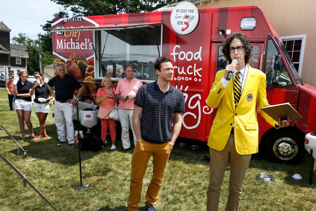 Celeb Chefs, a Food Truck for Dogs, and a World Record (+Photos)