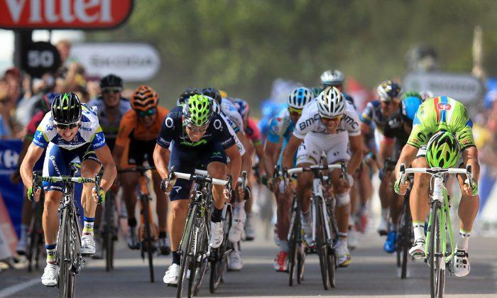 Gerrans Outsprints Sagan to Win Tour de France Stage Three