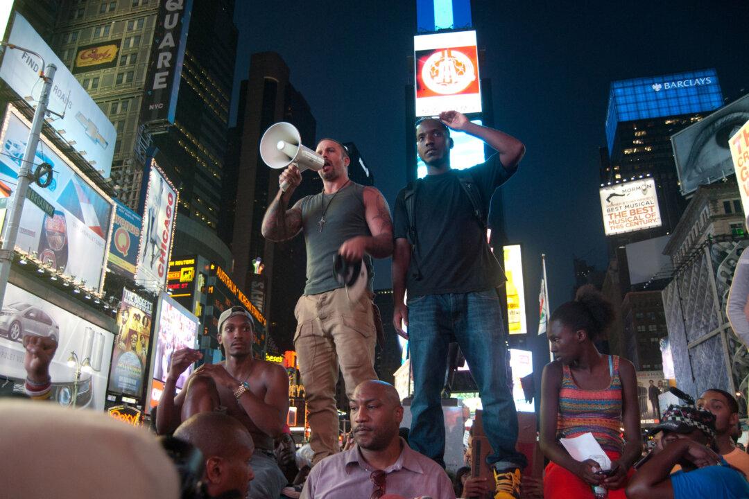 Zimmerman Verdict Protesters Occupy Times Square (+Video)